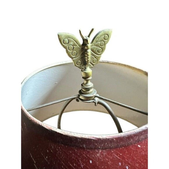 Slade's Caramel Toffy Tin Vintage Table Lamp Corded Electric with Red Shade - Picture 6 of 6